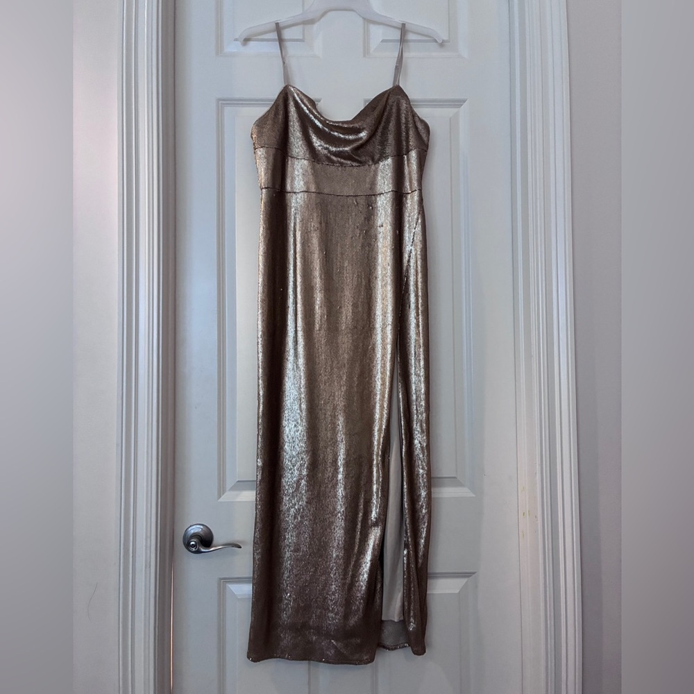 Elegant Gold Women's Skirt‎